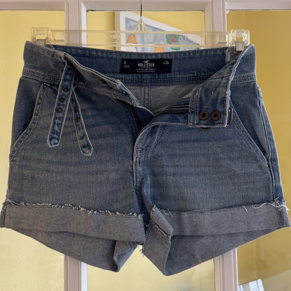 Hollister Pants - Hollister NWT Women's Blue Denim Shorts - size 0